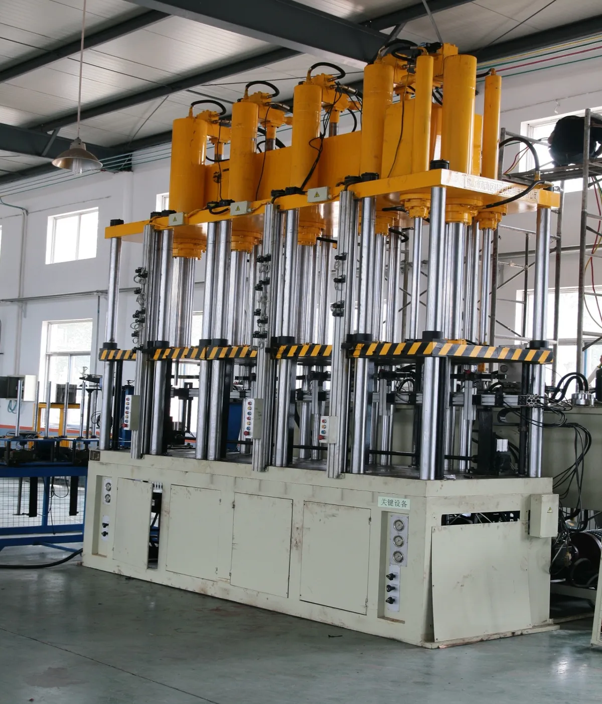 Five-Station Continuous Hydraulic Stretching Machine 1